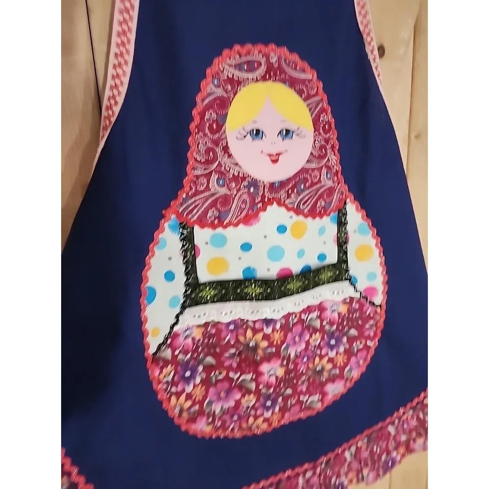 VTG Russian Nesting Doll Bib Apron Handmade By Russian Peasant Girls In Moscow